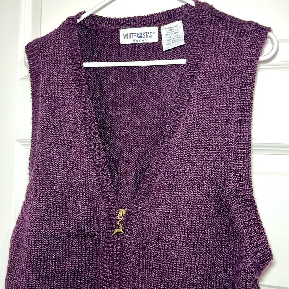 White stag women's crocheted purple vest with stag (deer) detail zipper. XL